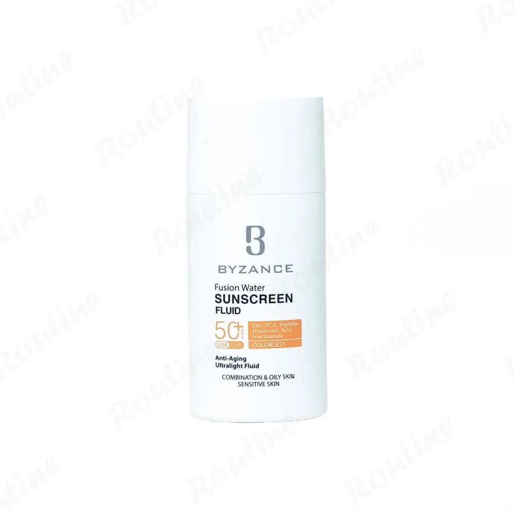 فلوئید ضد آفتاب بی رنگ فیوژن واتر SPF 50 بیزانس مناسب پوستهای چرب